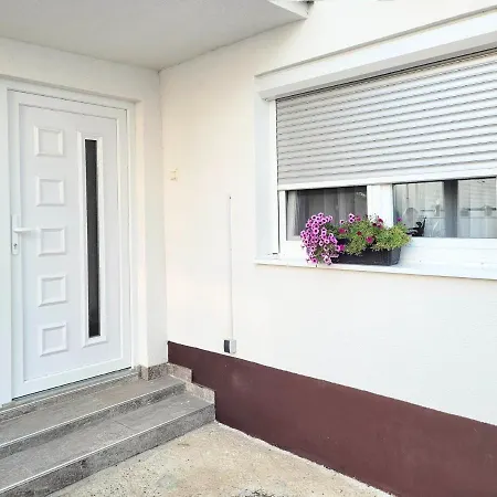 Kuca Mandic Ferienhaus Bosanska Gradiska